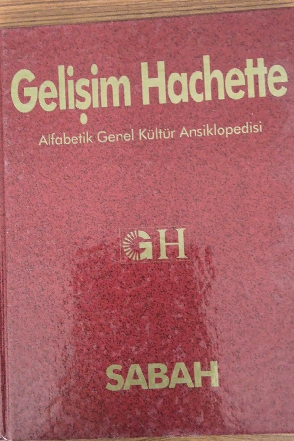 4 Gelişim Hachette alfabetik genel kültür ansiklopedisi