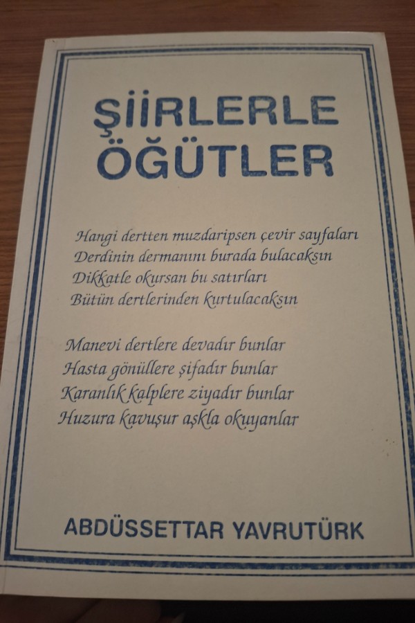 ŞİİRLERLE ÖĞÜTLER