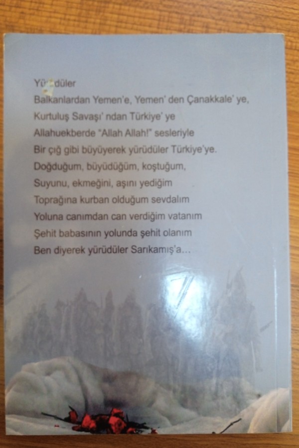 Türkiye şehitleriyle yürüyor