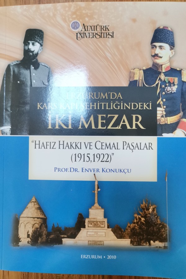 erzurumda kars kapı şehitliğindeki iki mezar