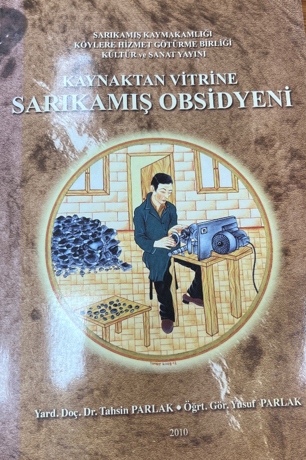 Kaynaktan Vitrine Sarıkamış Obsidyeni