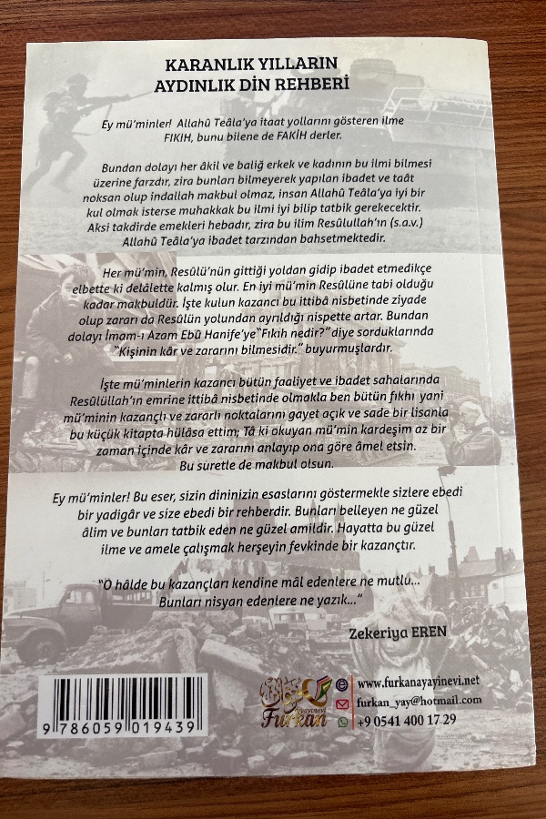 Karanlık Yılların Aydınlık Din Rehberi