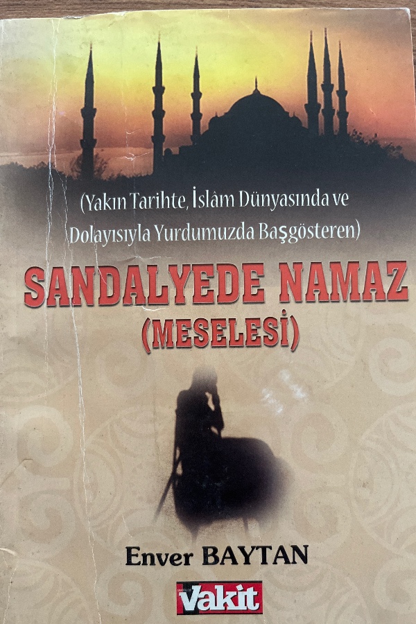 Sandalyede Namaz Meselesi