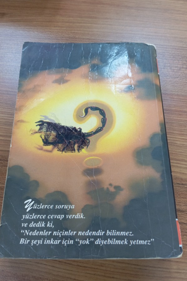 Gençliğin imanını sorularla çaldılar