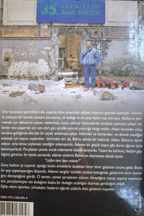 Yıkık bir çoçuk bahcesi gibiydi yüzü