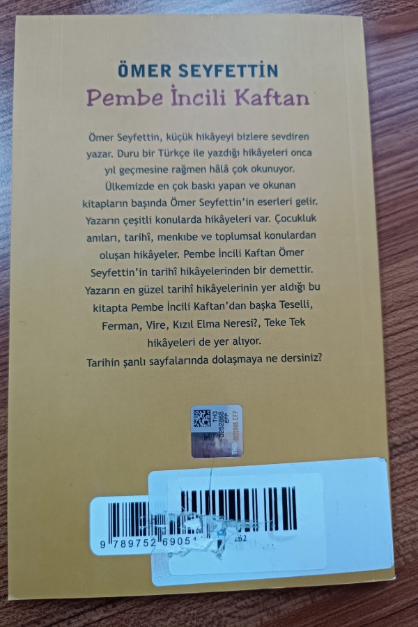 Pembe İncili kaftan