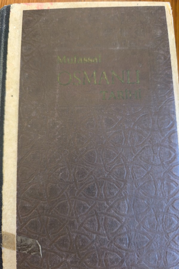 Osmanlı tarihi cilt 1