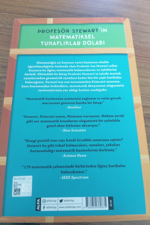 Profesör Stewartin matematiksel tuhaflıklar dolabı