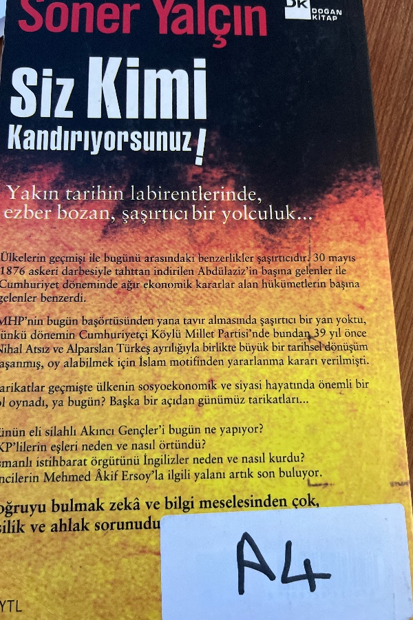 Siz Kimi Kandırıyorsunuz !