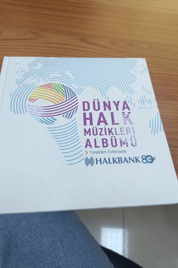 Dünya halk müzikleri albümü