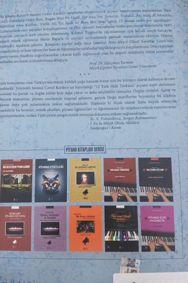 Piyono için 12 halk  türküsü