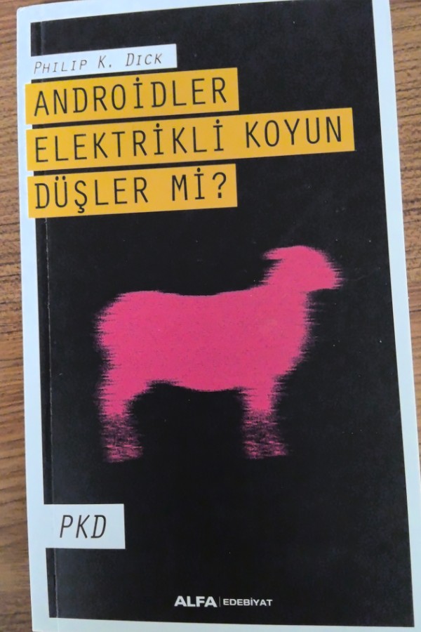 Androidler Elektrikli Koyun Düşler Mi?
